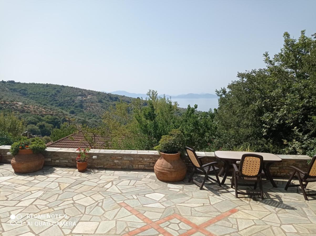 Marina Traditional Stonehouse Afétai Exterior photo