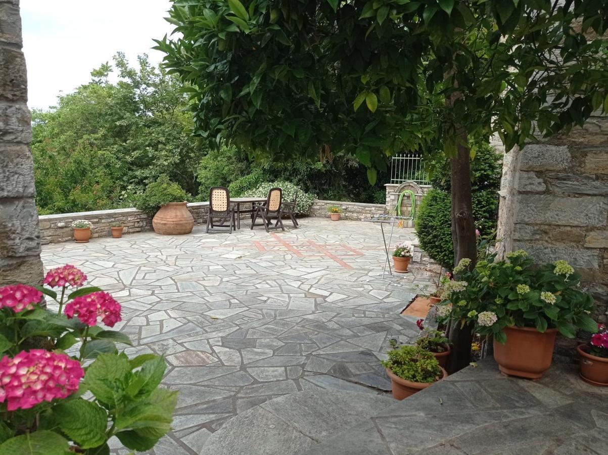 Marina Traditional Stonehouse Afétai Exterior photo